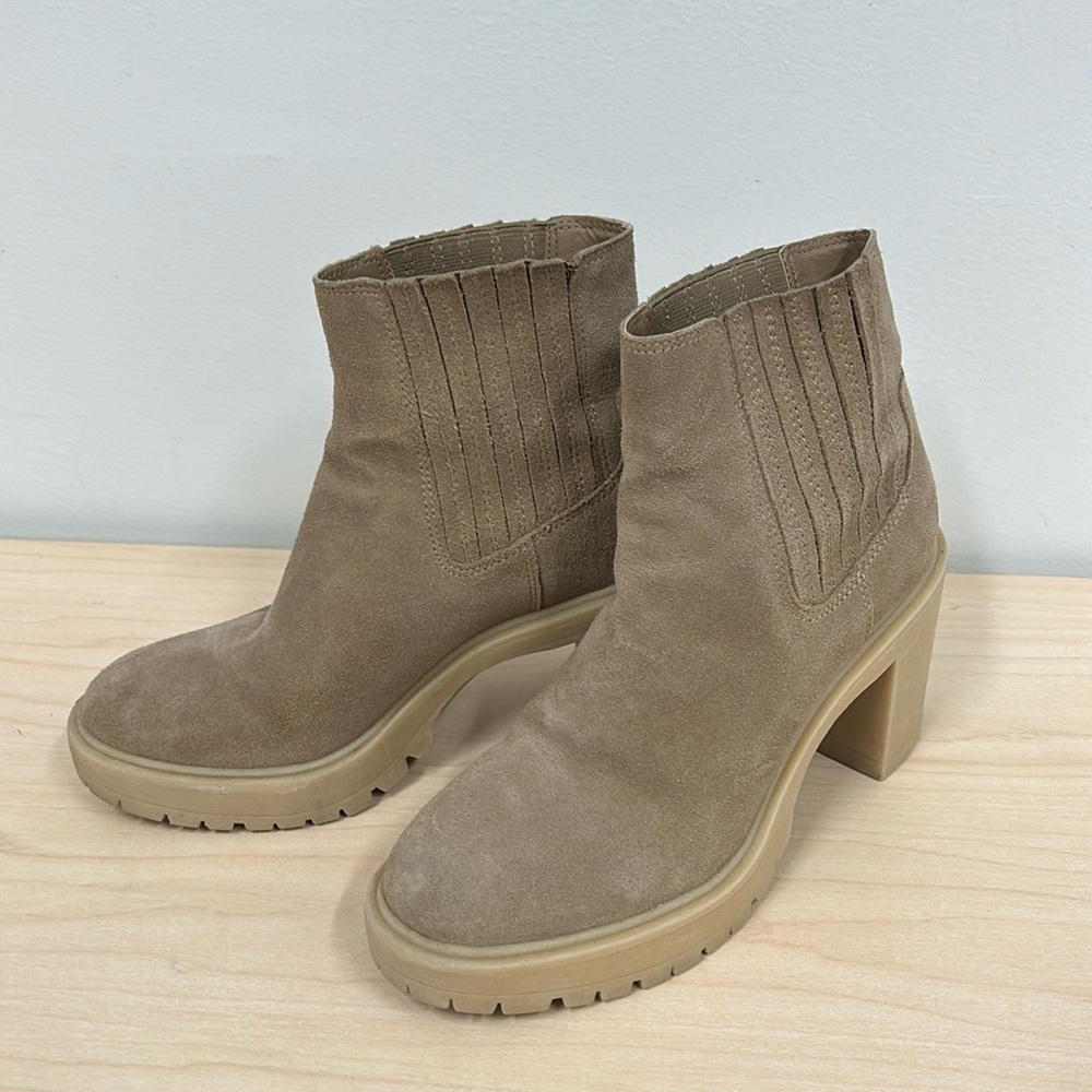 Dolce Vita Booties Suede